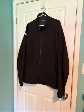 Helly Hansen Men’s Black Lightweight Softshell Jacket